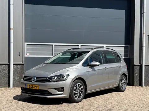 Volkswagen Golf Sportsvan 1.2 TSI Highline bj.2017 Pano|Navi|Trekhaak.