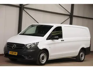 Mercedes-Benz Vito CDI LANG NAVI TREKHAAK Mercedes-Benz Vito CDI Lang NAVIGATIE TREKHAAK