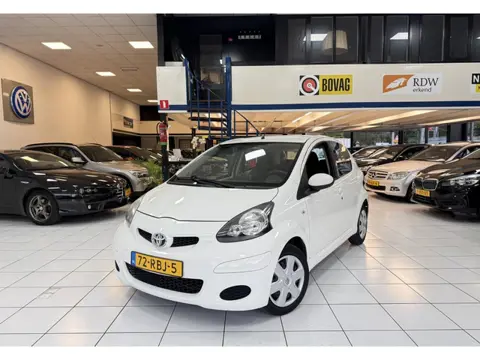 Toyota Aygo 1.0-12V Comfort Nav. Bovag Garantie Airco