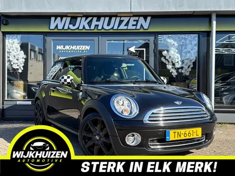 Mini Mini 1.6 Cooper Black Edition met Airco !!! 18 Inch !!! Nap !!!