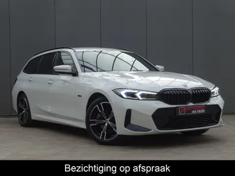 BMW 3 Serie Touring 330e * M-PAKKET * FACELIFT !!