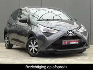 Toyota Aygo 1.0 VVT-i x-fun * EXTRA GETINT GLAS * VOLLE TANK !!