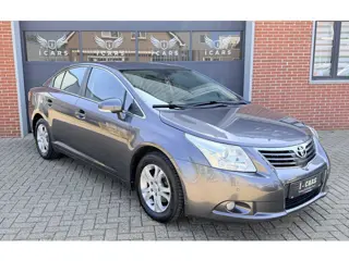 Toyota Avensis 1.8 VVTi Dealer onderhouden PDC NAVI