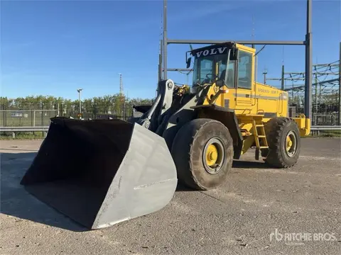 Volvo L150 (bj 1993)