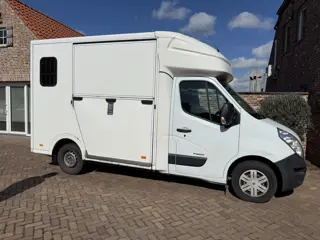 Renault Master | HORSETRUCK | PARAGAN | PRO SAFETY 3 | 2011 | 130PK | 151.099KM | 1020KG LADEN | 3-S