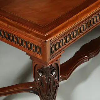 Rits, rats, klik! Amerikaanse Bibliotheektafel met onzichtbaar vergrotingsmechaniek ook als eetkamertafel te gebruiken ca 1920