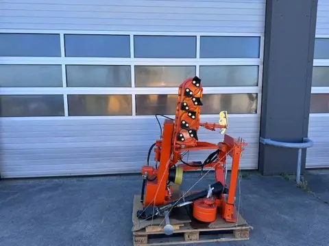 Rinieri EL-140 in de rij rotorkop (overstock)