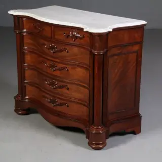 Mahonie commode  met wit marmer ca. 1870 3-zijdig gebogen