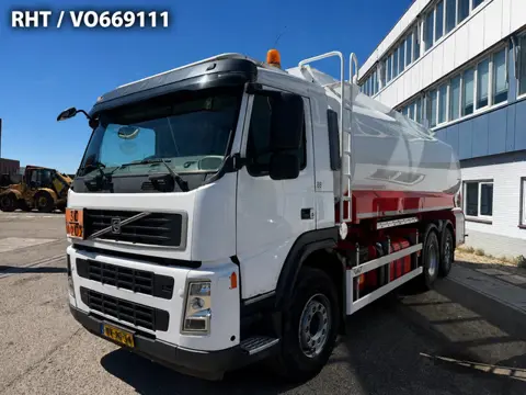 Volvo FM 6X2 EURO 5 TANKWAGEN + SLANGEN (bj 2008)