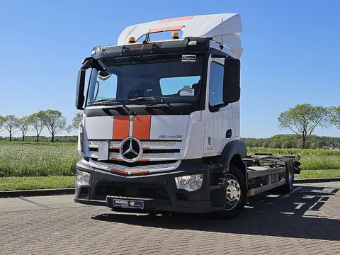 MERCEDES-BENZ ACTROS 1832 schnelllifter