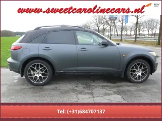 Infiniti FX 35,Automaat,Custom wrapped,Apple-play,Custom uitlaat systeem!