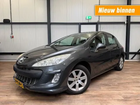 PEUGEOT 308 1.6 VTi Blue Lease Executive / CLIMA / CRUISE / PDC / 