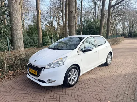 Peugeot 208 1.2 VTi Style Nette auto LEES TEKST