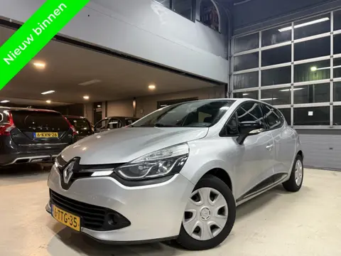 Renault Clio 1.5 dCi Navigatie|Led-Verlichting (bj 2014)