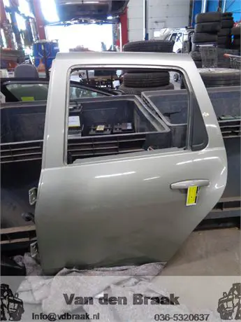Dacia Duster 2010-2018 Deur links achterzijde