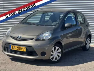 Toyota Aygo 1.0 VVT-i Comfort | Nieuw Binnen! | Airco | 5 Deurs | Rijklaar