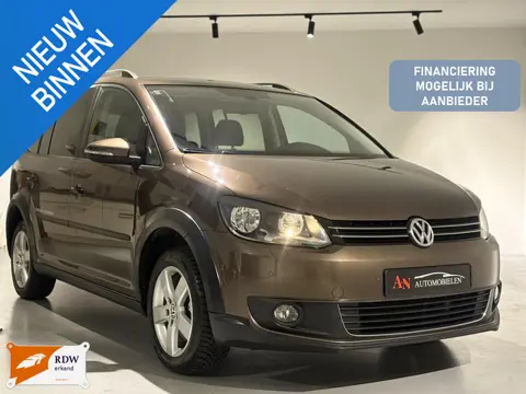 Volkswagen Touran 1.4 TSI Cross 7p.