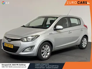 Hyundai i20 1.2i i-Deal Airco Elektrische ramen Radio