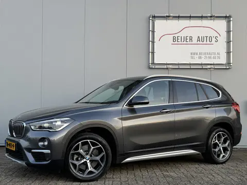 BMW X1 sDrive20i Orange Edition II Automaat Navigatie/Camera/Leer.