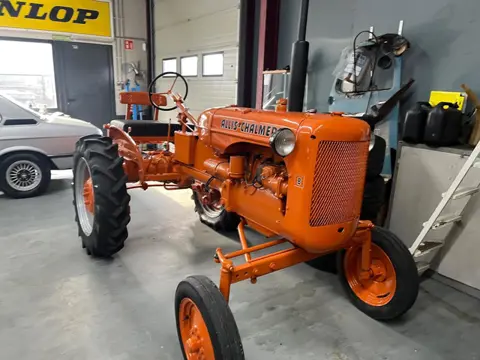 Allis chalmers B Met NL kenteken