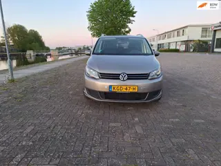Volkswagen TOURAN 1.4 TSI Trendline 7p.Automaat,Airco,Carplay