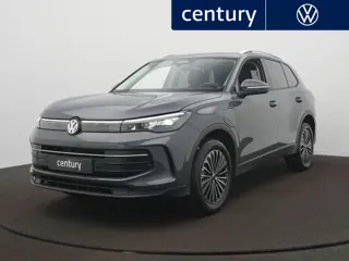 Volkswagen Tiguan 1.5 TSI Life Automaat - IQ light - Trekhaak - Navigatie - ACC - 360 Camera - Stoel