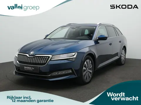 Skoda Superb 1.4 TSI iV 218 pk Business Edition Plus | Trekhaak | Matrix LED | Geheugenstoel | Adapt