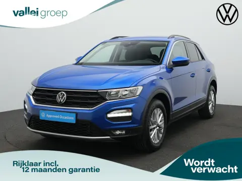 Volkswagen T-Roc 1.0 TSI 110 pk Style | Trekhaak | Adaptive Cruise | Navigatie | Parkeersensoren voo