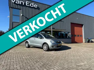 Toyota Yaris 1.3 VVTi Sol Aut. 5drs S-Line Airco