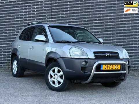 Hyundai Tucson 2.7i V6 4WD Style Automaat, Clima, Cruise!