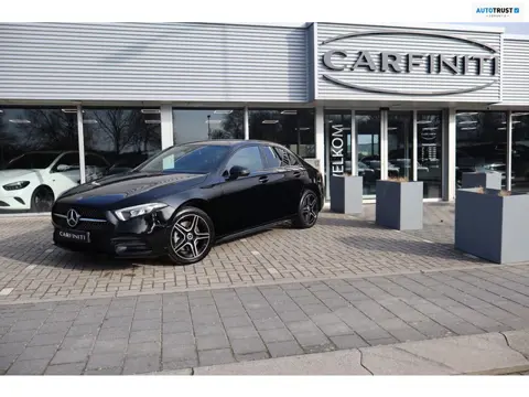 Mercedes-Benz A-klasse 250 e Business Limousine AMG Limited 218 Pk / Navi / Widescreen / Sfeerverlic