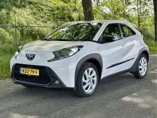 Toyota Aygo X 1.0 VVT-i S-CVT Play | Automaat | Airco | Apple Carplay & Android auto | Achteruitrijc