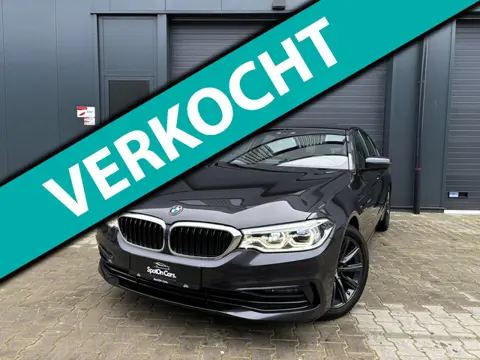 BMW 5-serie 520i Corporate Lease High Executive SPORT LINE PACK STOELVERWARMING