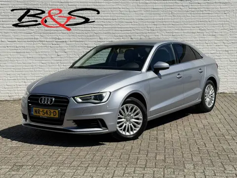 Audi A3 Limousine 1.4 TFSI Pro S-Line Automaat Cruise Standkachel Pdc Navigatie Trekhaak Led/Xenon