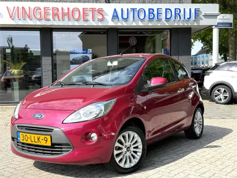 Ford Ka 1.2 Titanium X * Eerste eigenaar * Km Autopas * L.M. Velgen * Airco * Purple Mean Machine * 