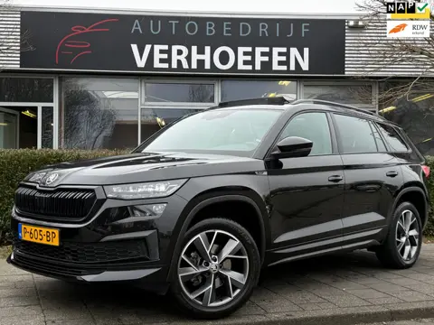 Skoda Kodiaq 1.5 TSI Sportline Business 7p. - PARK CAMERA - APPLE CARPLAY - STOEL / STUUR VERW - MEM
