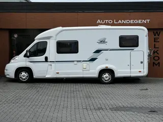 Weinsberg R49 X250/2 | Camera | Groot bed | Radio | Luifel