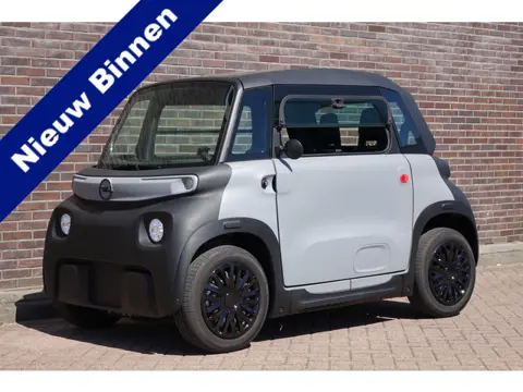 Opel Brommobiel Rocks-E Base Elektrisch rijden met brommerrijbewijs! Panoramadak
