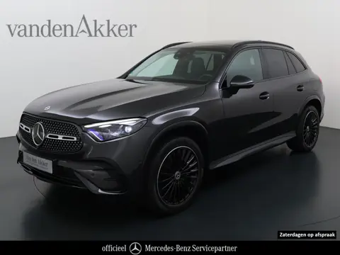 Mercedes-Benz GLC 400e 4Matic AMG 381pk // SoH 94,8% // Panorama dak // Trekhaak // Rijassistentiepa