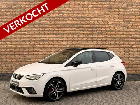 SEAT Ibiza 1.0 TSI FR 116pk Pano Acc Led Stoelvw Cam Apple Nav