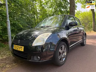 Suzuki Swift 1.5 Exclusive | NIEUWE APK | KEYLESS| ANDROID | AIRCO | LMV |