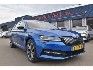 Škoda Superb Combi 1.4 TSI iV Sportline Business , TREKHAAK , VIRTUAL COCKPIT , V+A ST VERW , LED KO