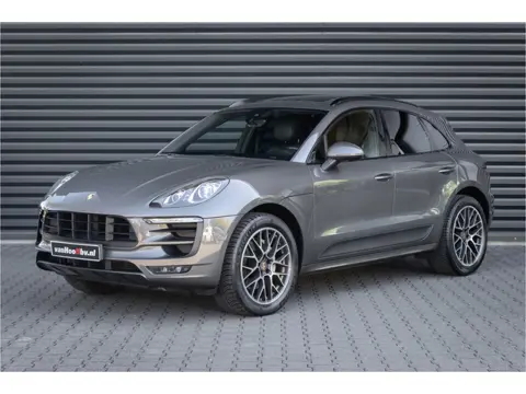 Porsche Macan 3.0 D S Sport Design - Pano - Luchtvering
