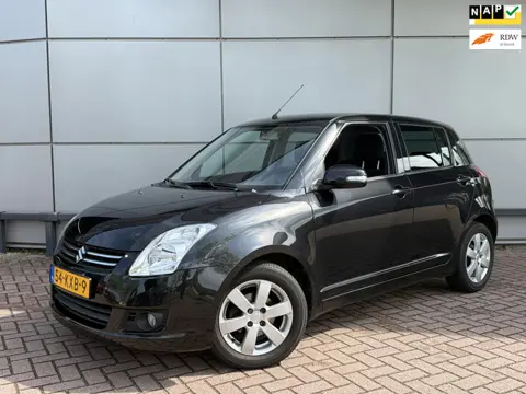 Suzuki Swift 1.3 Limited | Carplay | Dealeronderhouden | Uniek lage km stand |