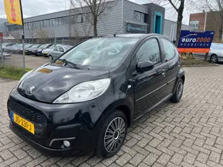 Peugeot 107 1.0 Access Accent - FACELIFT - 5 DEURS - NETJES !