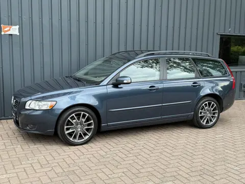 Volvo V50 2.4 Momentum YOUNGTIMER!/170 PK!/ONDERHOUDEN!/APK!/