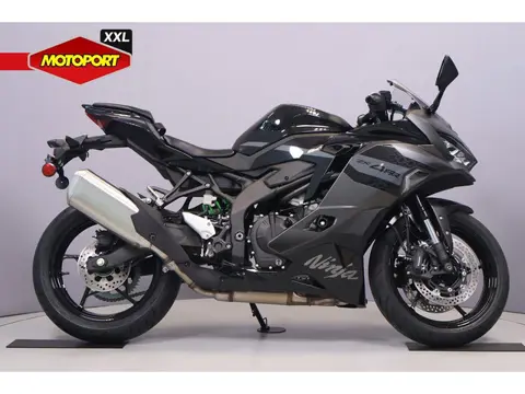 Kawasaki NINJA ZX-4 RR (bj 2026)
