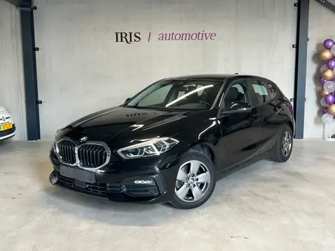 BMW 1-serie 118i Executive - PDC v/a - climate control - cruise control - stoelverwarming