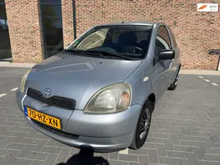 Toyota Yaris 1.3-16V VVT-i Sol
