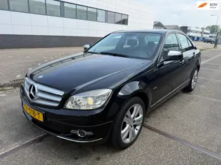Mercedes-Benz C-klasse 200 K / AUTOMAAT / AIRCO / APK / BPEKJES / 2 SLEUTELS / ZEER ZEER NETTE AUTO!